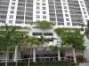 vista del edificio de apartamentos en Miami