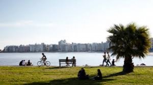 La paz que transmite la Rambla de Montevideo, Uruguay